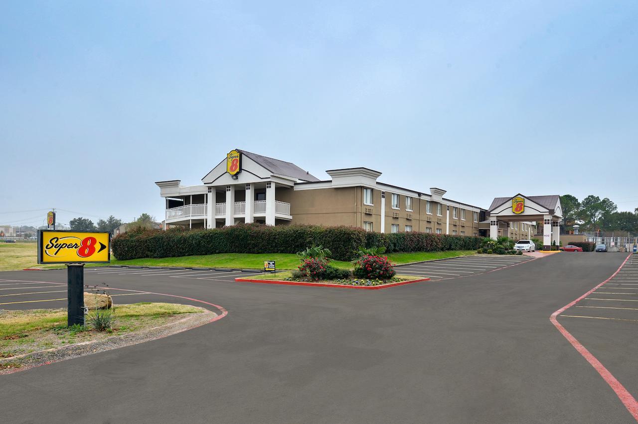 Super 8 By Wyndham Grand Prairie North Motel Kültér fotó