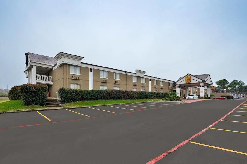 Super 8 By Wyndham Grand Prairie North Motel Kültér fotó